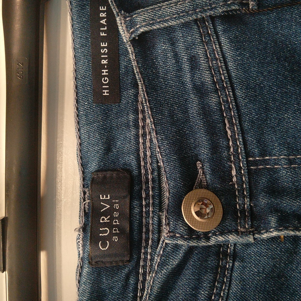 Curve Appeal High Rise Flare Classic Blue Jeans Women's Sz 14/30 NWT Comfy, Y2K - Picture 6 of 14